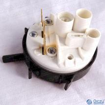 Bosch Siemens mosogatógép mikrokapcsoló (vízszintszabályzóhoz) 00165256 Bosch Siemens mosogatógép mikrokapcsoló (vízszintszabályzóhoz) 00165256