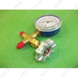 Nyomásmérő 100/900 kPa 1/8coll NPT+2x1/4coll SAE / RENDELÉSRE
