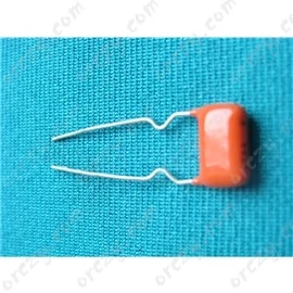 4700 uF 400V Kondenzátor, furatszerelt, mini hiradástechnika /RENDELÉSRE