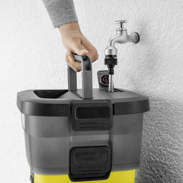 Magasnyomású mobil kültéri tisztító klímaberendezéshez, 8 liter, 10,8 V, beépített akku, Karcher OC