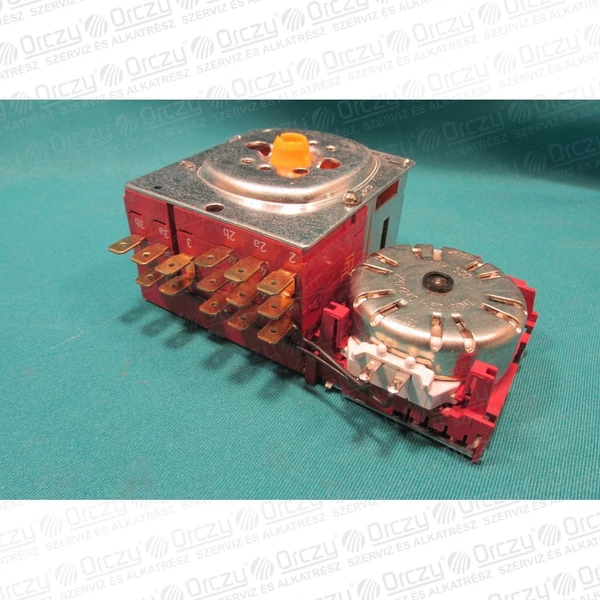 KIFUTÓ Programkapcsoló WHIRLPOOL ADP5553 /RENDELÉSRE